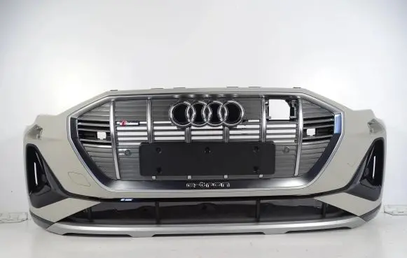 Audi e-tron Front bumper