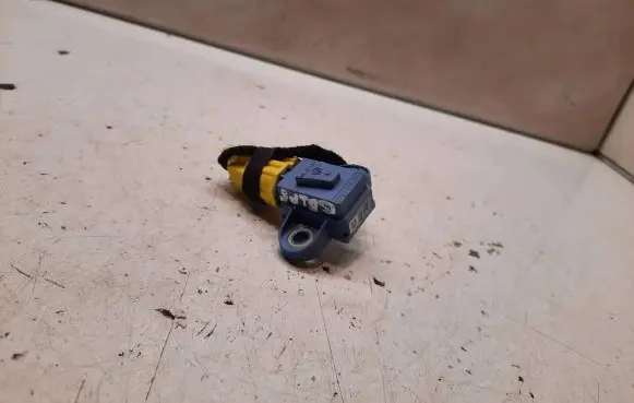 Volkswagen Golf V Airbag deployment crash/impact sensor 1K0955557A