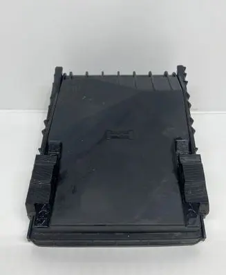 Volkswagen Golf Plus Fuse box cover 1K0937132F 014189871