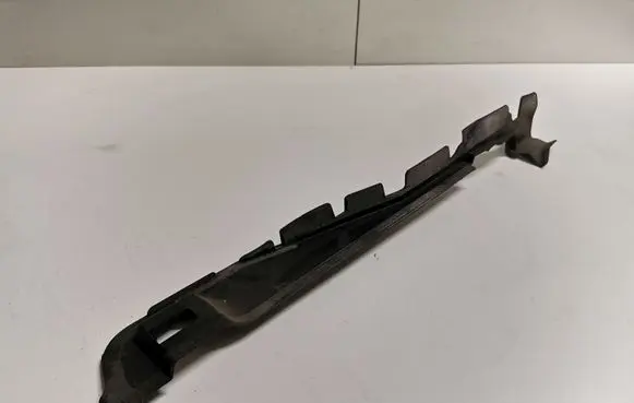 Audi Q2 - Intercooler air guide/duct channel 81A121332D