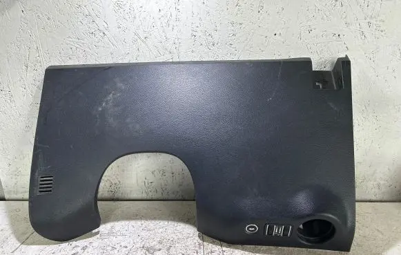 Dashboard lower bottom trim panel