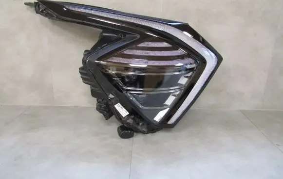 KIA Sportage Headlight/headlamp 92102R2100 HR10RH02 R009HR100052153