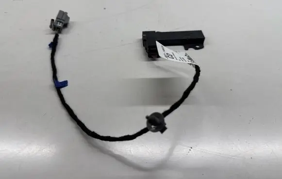 Ford Ranger IV Aerial antenna amplifier DS7T15K603AA