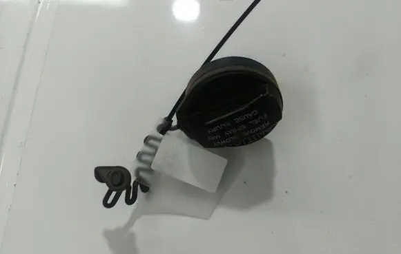Mitsubishi Colt Fuel tank filler cap 