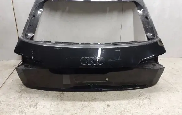 Audi e-tron Truck tailgate 