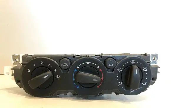 Ford Focus Climate control unit 7M5T19980AA
