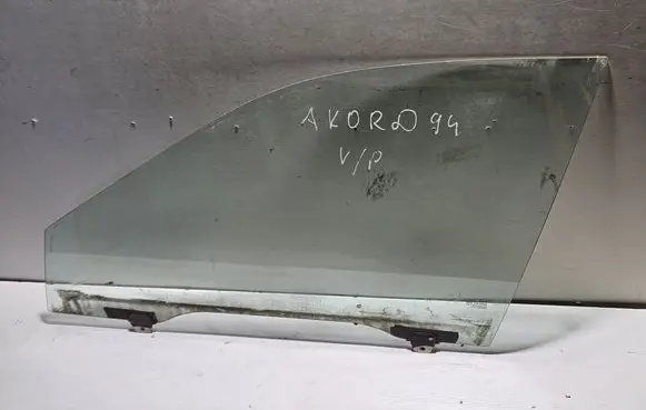 Honda Accord Front door window glass four-door 43R00048