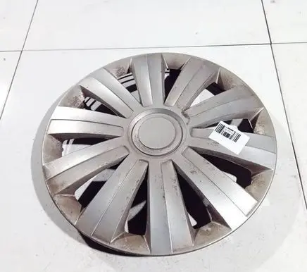 Renault Megane III R16 wheel hub/cap/trim 