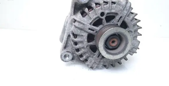 BMW X1 E84 Generator/alternator 7802261 FG18S019