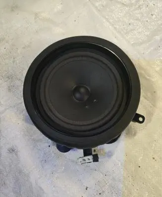 Audi A3 S3 8P Front door speaker 8E0035411B 355024 290326001