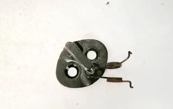 Hyundai Santa Fe Front door lock loop/hook striker 