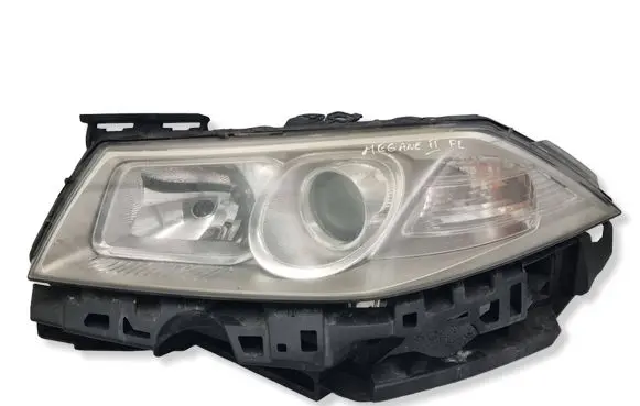 Renault Megane II Headlight/headlamp 8200412741F