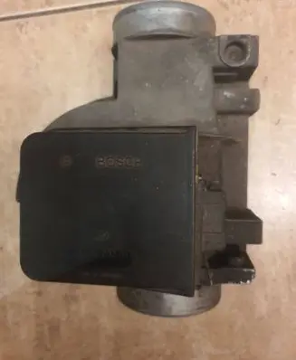 BMW 7 E32 Mass air flow meter 0280202040