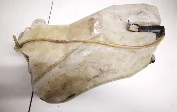 Windshield washer fluid reservoir/tank