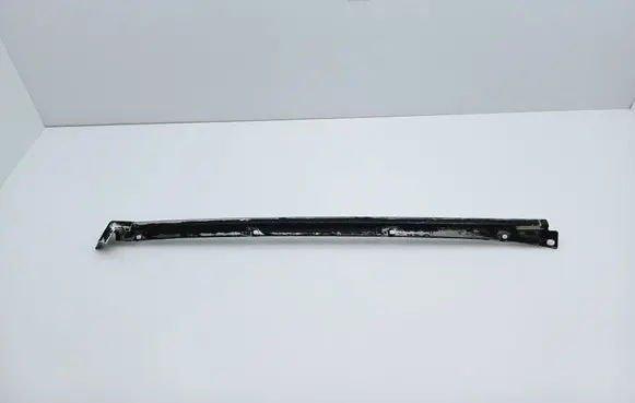Nissan Pathfinder WD21 Windshield trim 