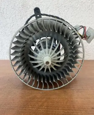 Mercedes-Benz E W210 Air conditioning (A/C) fan (condenser) A2108211551 E982