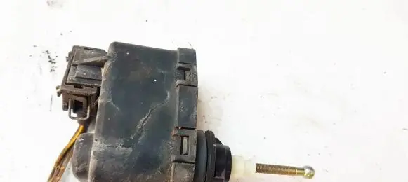 Audi 100 S4 C4 Headlight level adjustment motor 00437545