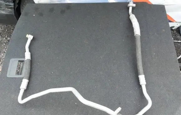 Audi A3 S3 A3 Sportback 8P Air conditioning (A/C) pipe/hose 1K0820743A