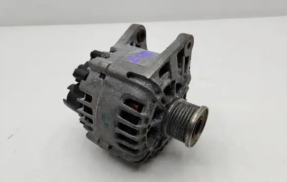 Renault Megane III Generator/alternator 2606154D