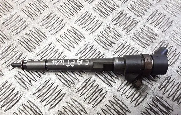 Fuel injector