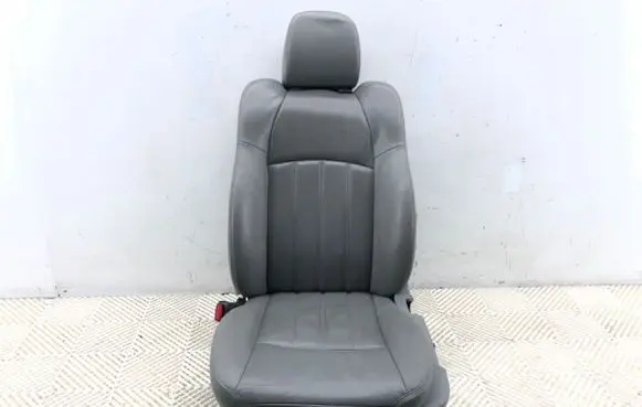 Chrysler 300 - 300C Front driver seat 