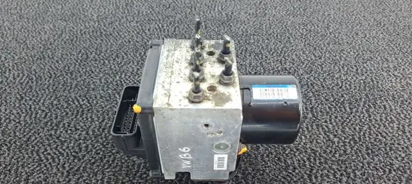 Volkswagen PASSAT B6 ABS Pump 3C0614109D 16431602