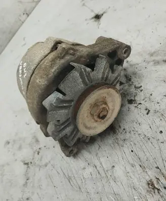 Opel Frontera A Generator/alternator 90040926