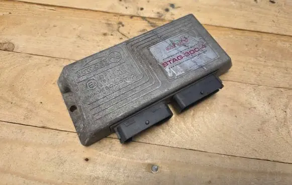 Renault Scenic I LP gas control unit module 67R014289