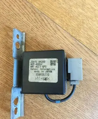 Nissan X-Trail T30 Antenna control unit 259758H300 AGP-4900Z