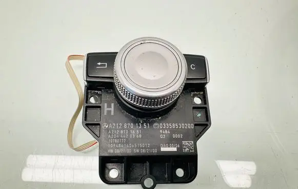 Mercedes-Benz E W212 Head unit multimedia control A2128701351 A2128701651 03358530200
