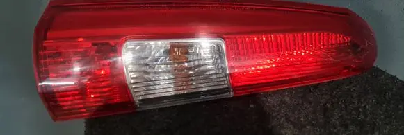 Volvo V70 Rear/tail lights 9154493