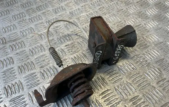 KIA Sorento Spare wheel mounting bracket 