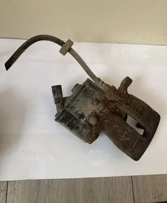 Audi A6 S6 C6 4F Rear brake caliper