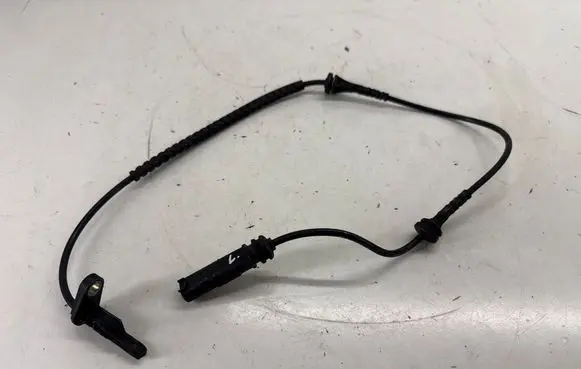 BMW 2 F44 ABS brake wheel speed sensor 6895881 34526895881
