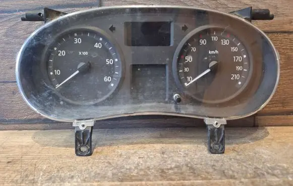 Renault Trafic II (X83) Speedometer (instrument cluster) P8200283194D 281123748 NS8530715U