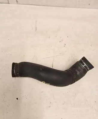 Opel Zafira B Engine coolant pipe/hose 13117573 643293970