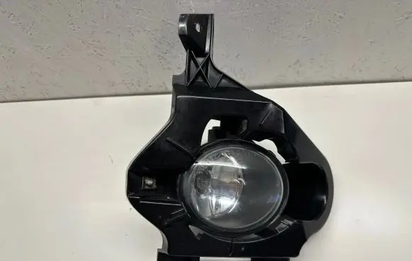 BMW X3 E83 Front fog light 6924656 13101610 89203681