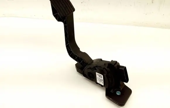 Mitsubishi Space Star Accelerator throttle pedal 1600A093