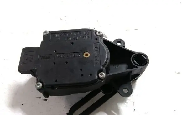 Volkswagen Golf IV Front seat light 1J0907511