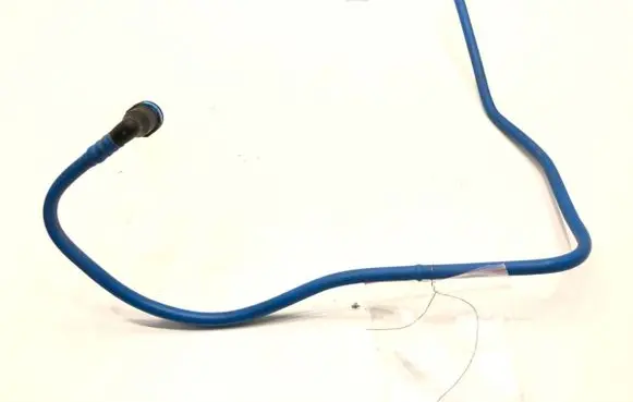 Skoda Octavia Mk4 Fuel line/pipe/hose 5Q0201294M