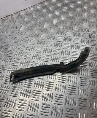 Volkswagen PASSAT B6 Front bumper mounting bracket 3C0807177