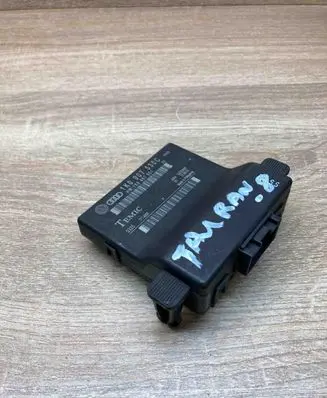 Volkswagen Touran I Gateway control module 1K0907530C