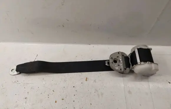 Toyota Corolla Verso AR10 Third row seat belt 735600F010C0 H073818