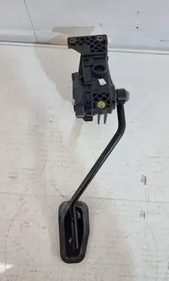 Volvo XC90 Accelerator throttle pedal 30683519