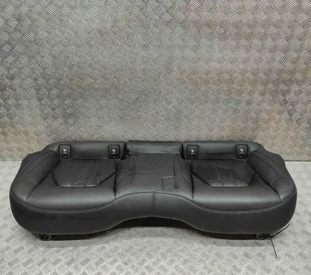 Maserati Ghibli Rear seat 670071966 670095272