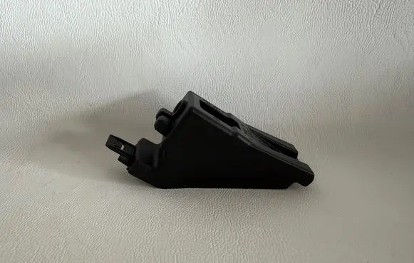 KIA Sportage Front bumper mounting bracket 86525R2000