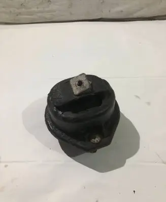 BMW 7 E65 E66 Engine mount bracket 6754614 68623515