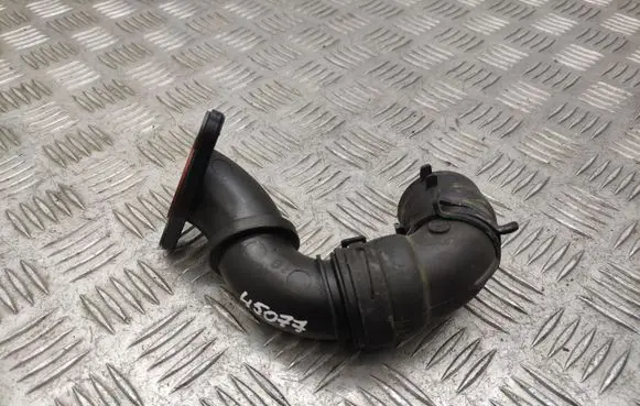 Nissan X-Trail T32 Engine coolant pipe/hose 147134852R