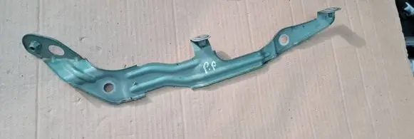Audi A7 S7 4K8 Fender mounting bracket 4K8821168A