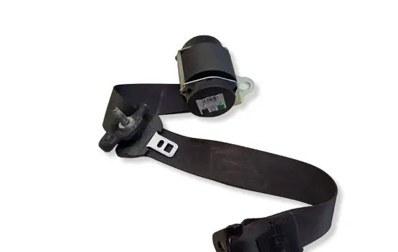 Land Rover Discovery 3 - LR3 Rear seatbelt 601120100D